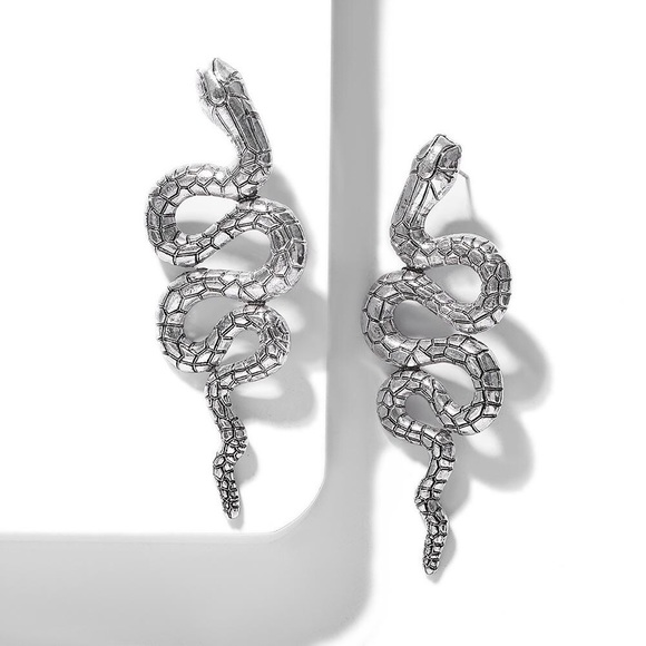 Snake Earring - Picture 4 of 4